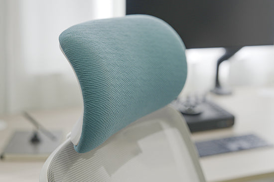 generous headrest